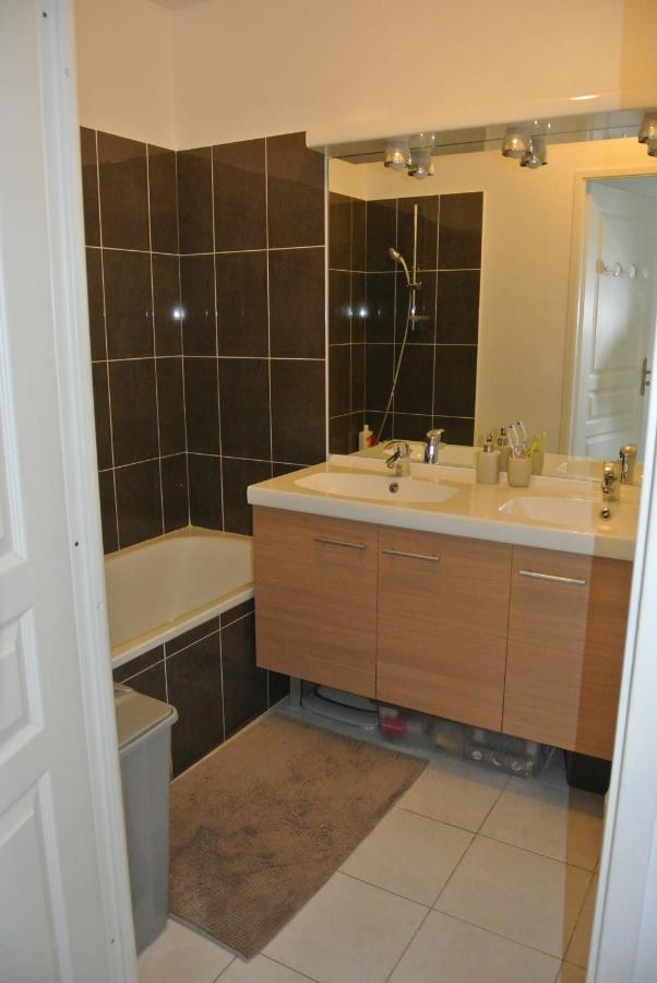 Appartement T3 - Residence De Standing Vue Vignes ลาครัว-วัลแมร์ ภายนอก รูปภาพ